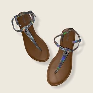 Adorable Holographic Detailed Sandals